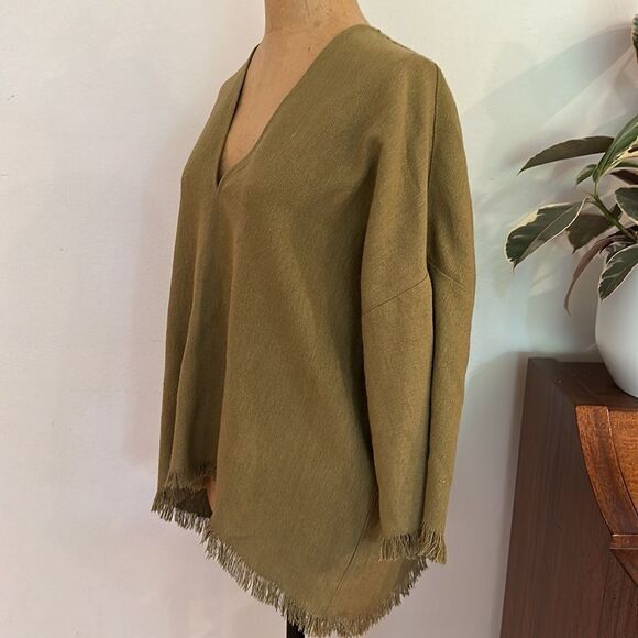 Doen sz XS/S oversized (could fit up to large) green raw edge 100% silk Tate top - Picture 2 of 8